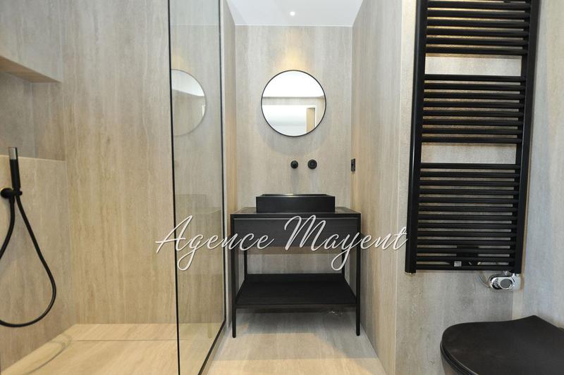 Appartement - 85 m² - 3 pièces