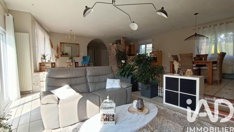 Maison - 397 m² - 16 pièces