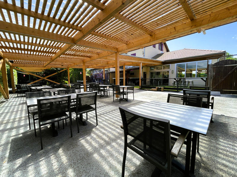 Maison - 352 m² - 10 pièces