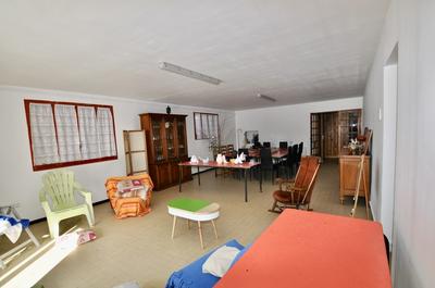 Maison en pierre - 300 m² - 12 pièces