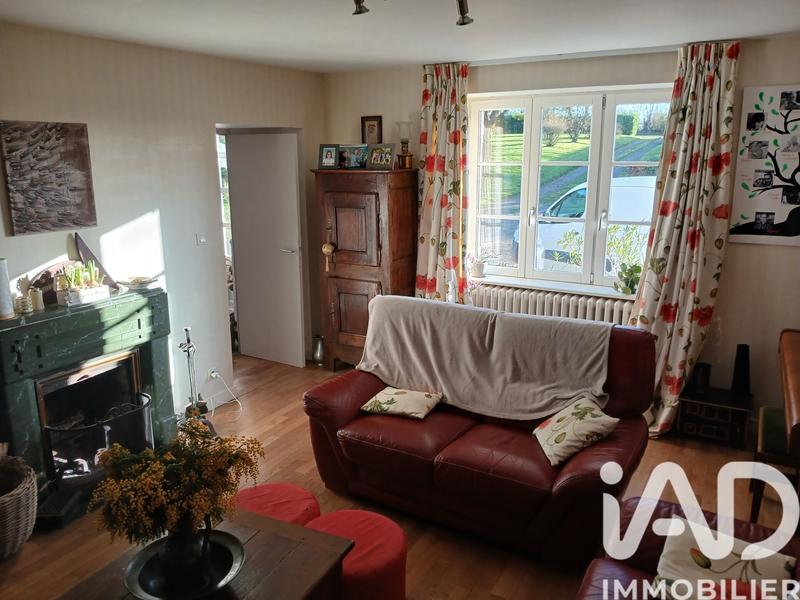 Maison - 212 m² - 11 pièces