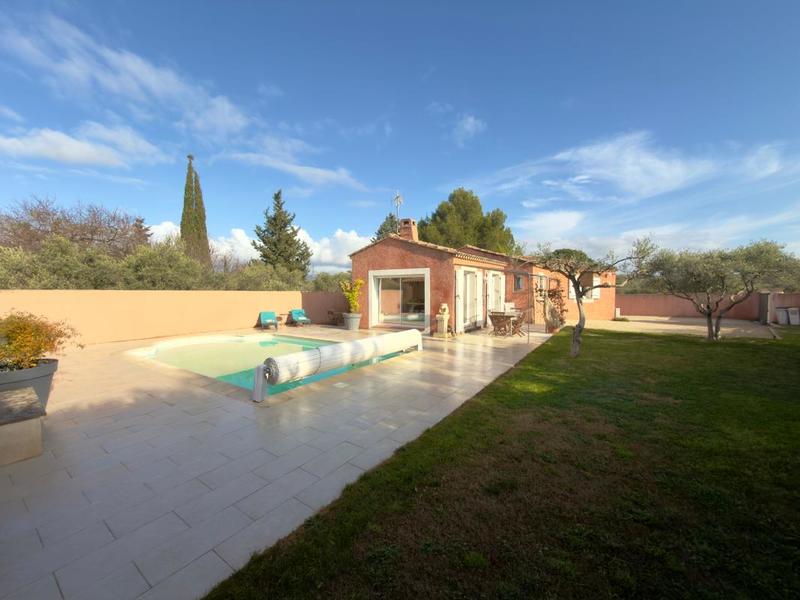 Villa - 120 m² - 5 pièces