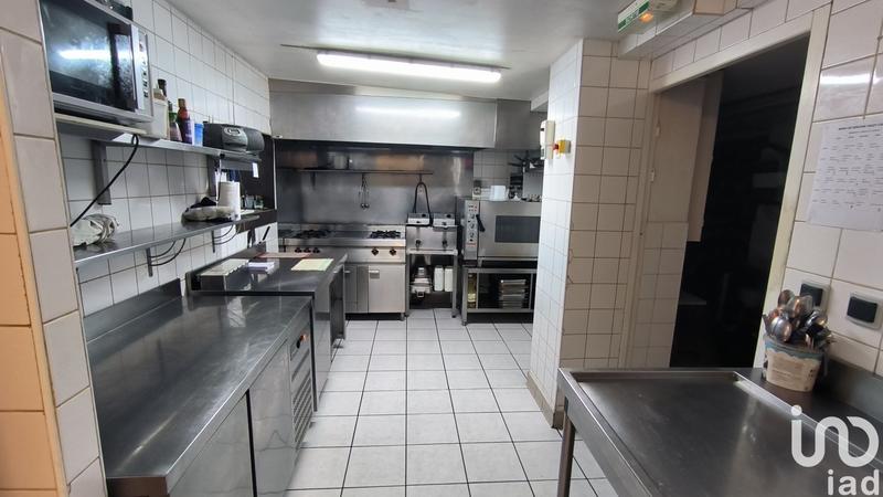 Local commercial - 111 m²