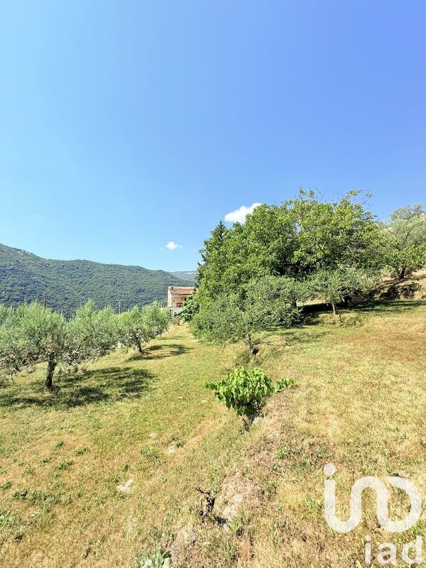 Maison - 97 m² - 5 pièces