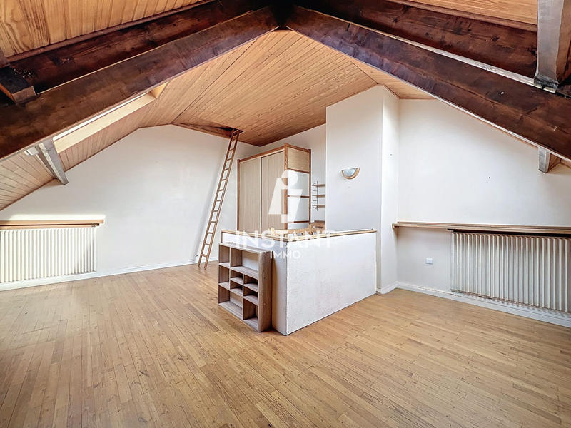 Appartement - 83 m² - 4 pièces