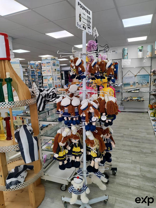 Fonds de commerce - Magasins - 106 m²