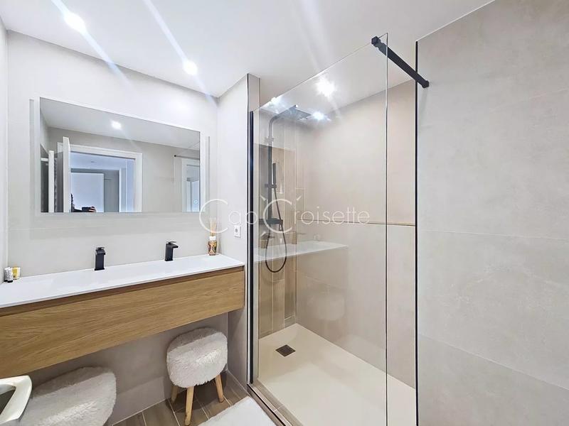 Appartement - 124 m² - 4 pièces