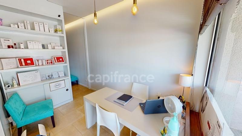 Local commercial - 35 m² - 3 pièces