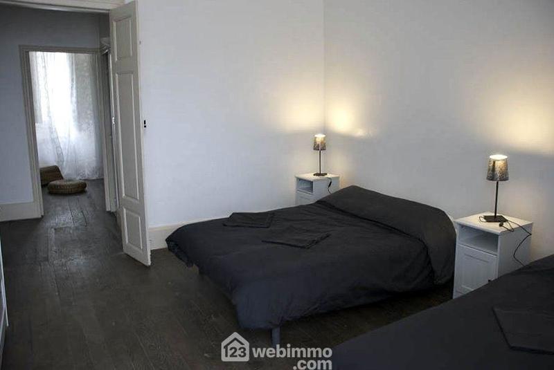 Maison - 220 m² - 11 pièces