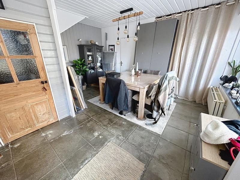 Maison - 159 m² - 7 pièces