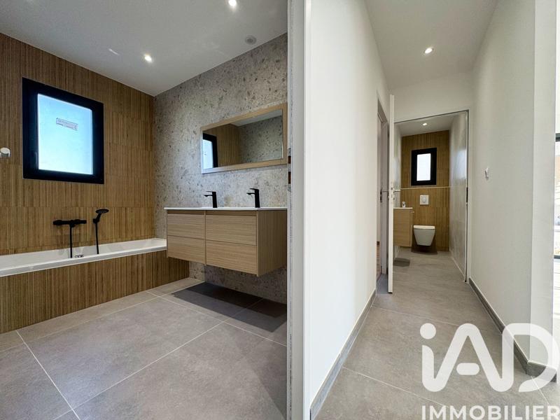 Maison - 110 m² - 4 pièces