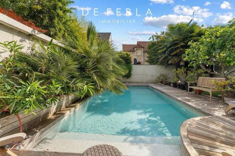 Villa - 370 m² - 12 pièces