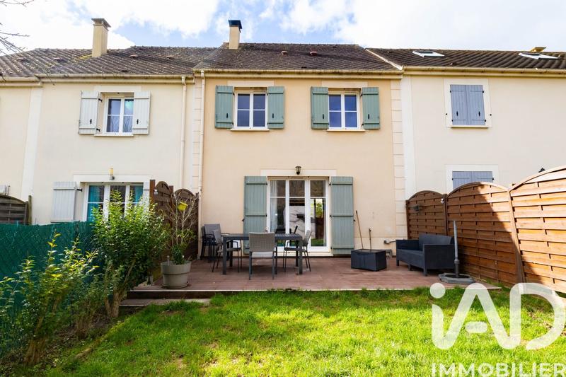 Maison - 80 m² - 4 pièces