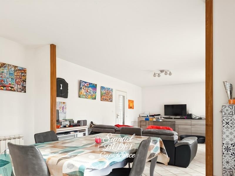 Maison - 93 m² - 4 pièces