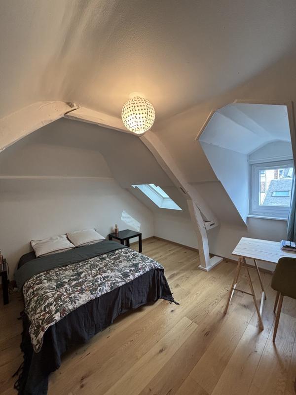 Appartement - 100 m² - 5 pièces