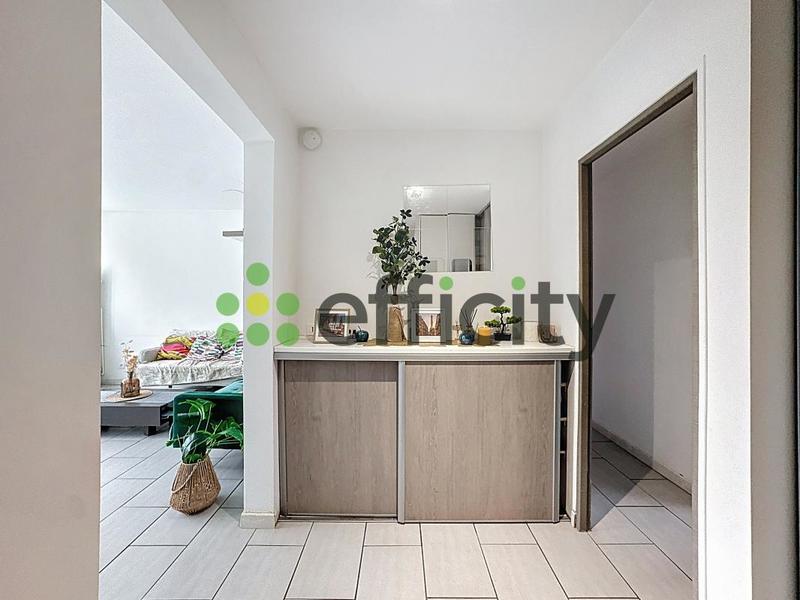 Appartement - 81 m² - 4 pièces