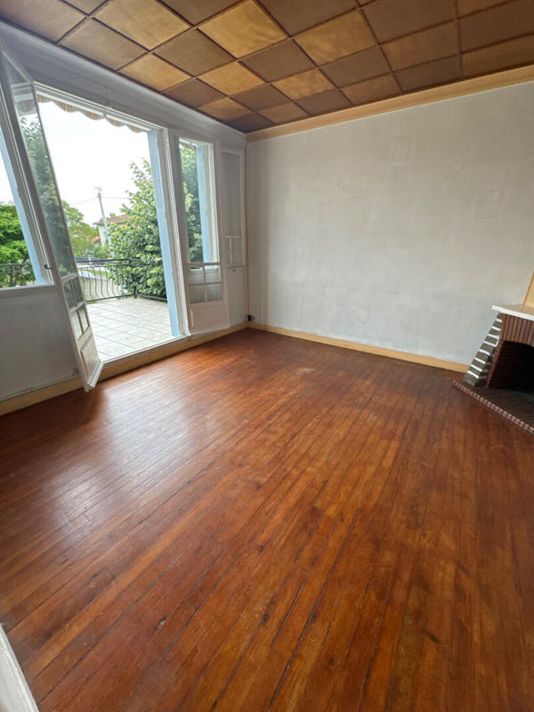 Maison - 200 m² - 7 pièces