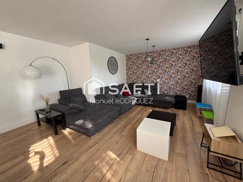 Maison - 200 m² - 8 pièces