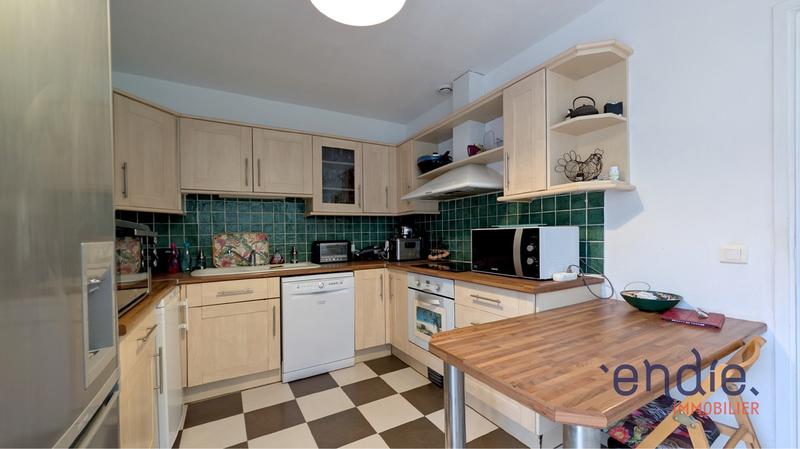 Maison - 121 m² - 5 pièces