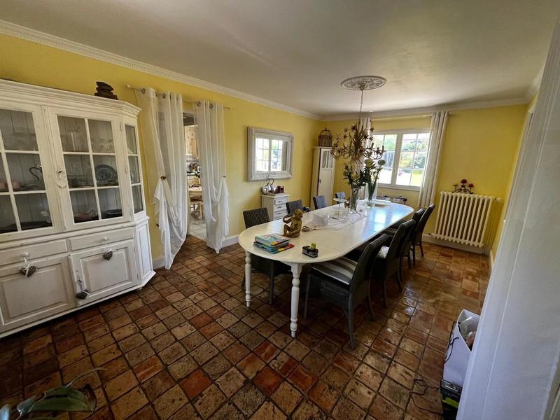 Maison - 140 m² - 6 pièces