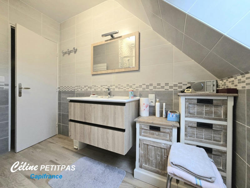 Maison - 127 m² - 6 pièces