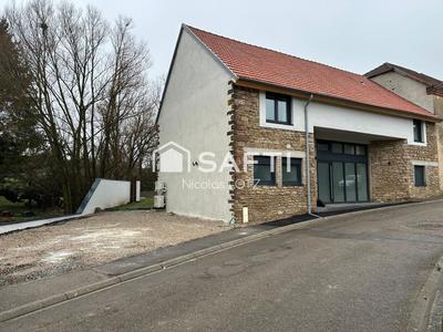 Maison - 187 m² - 6 pièces