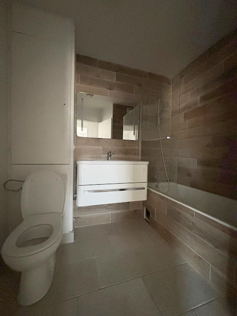 Appartement - 101 m² - 4 pièces