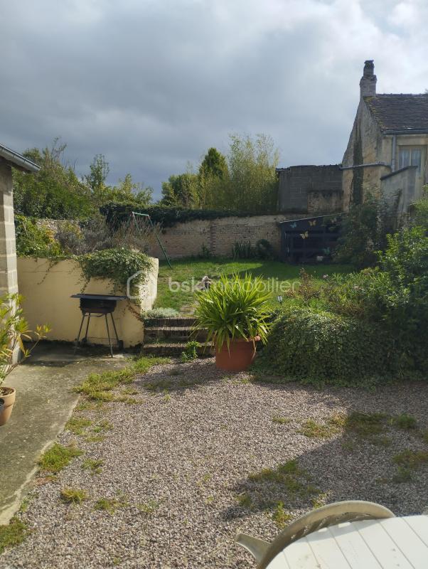 Maison - 96 m² - 5 pièces