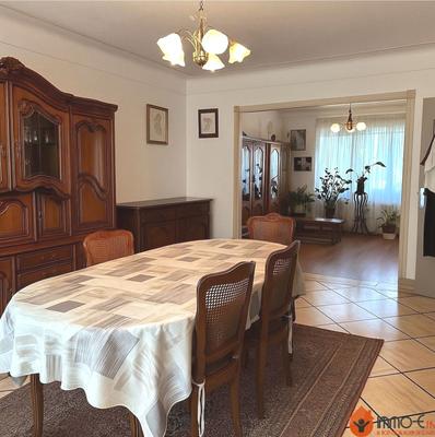 Maison - 96 m² - 5 pièces