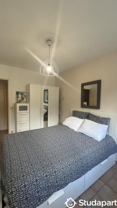 Chambre - 10 m² - 1 pièce