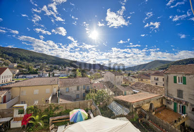 Maison - 85 m² - 5 pièces