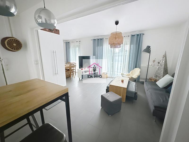 Appartement - 96 m² - 5 pièces
