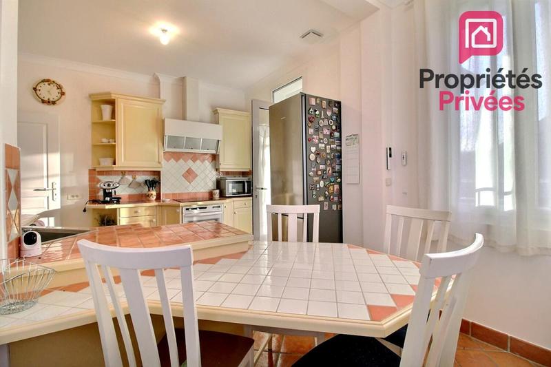 Propriété - 91 m² - 5 pièces