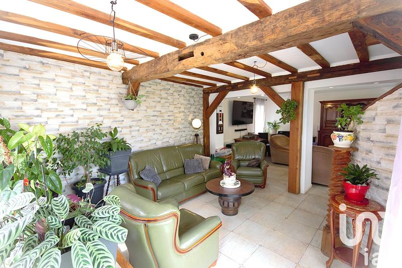 Maison - 175 m² - 9 pièces