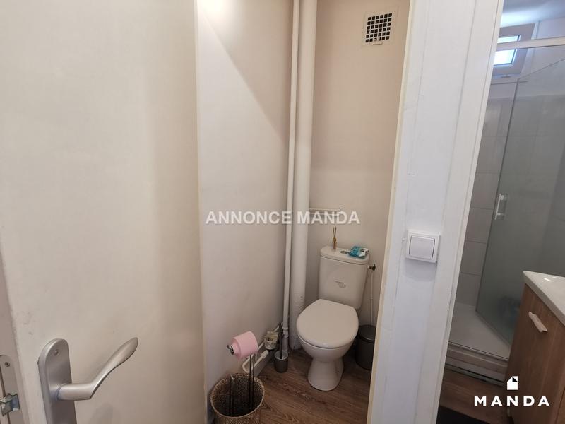 Chambre - 10 m² - 4 pièces