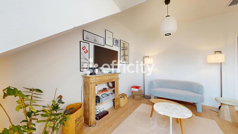 Appartement - 75 m² - 3 pièces