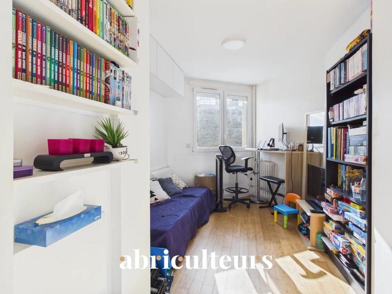 Appartement ancien - 90 m² - 4 pièces