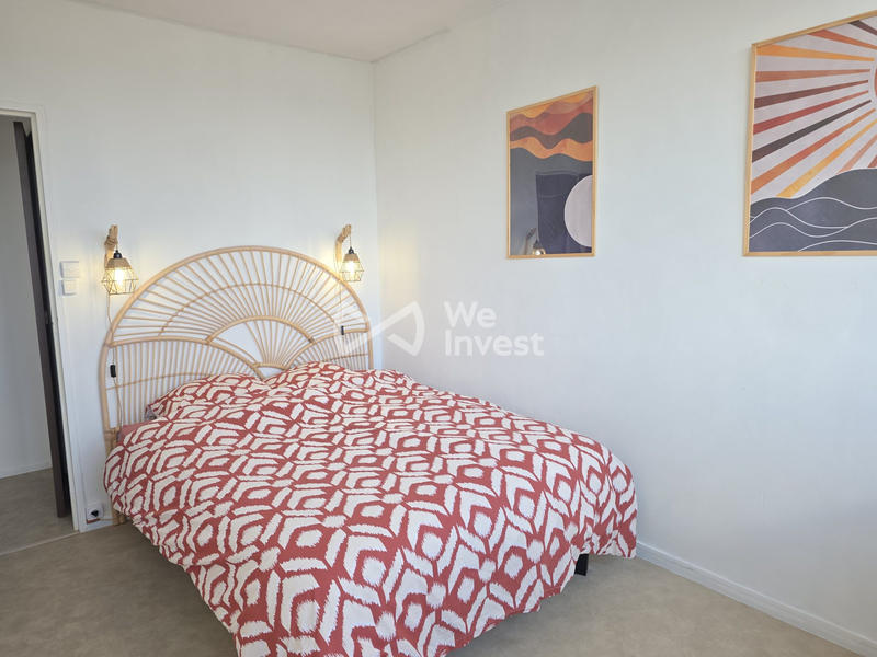 Appartement - 80 m² - 6 pièces