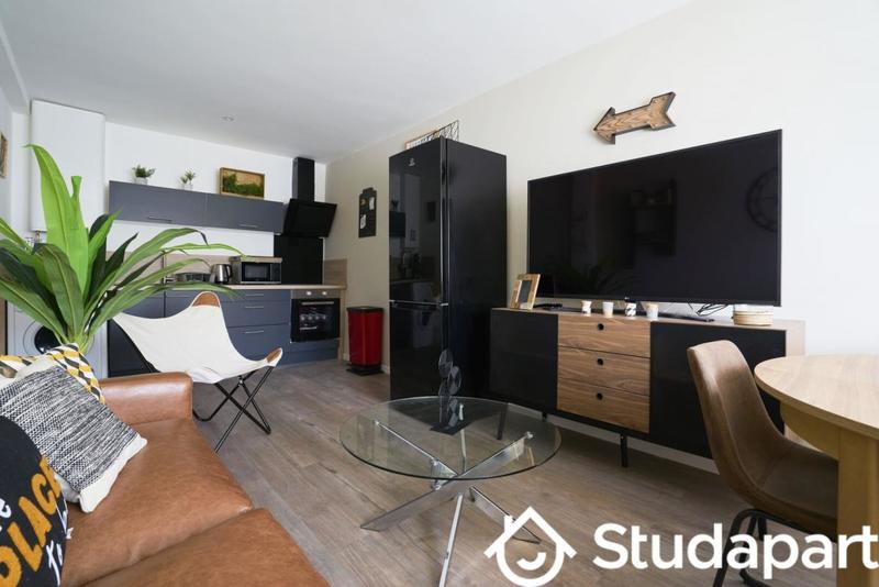 Chambre - 10 m² - 1 pièce