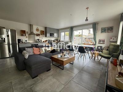 Pavillon - 120 m² - 5 pièces