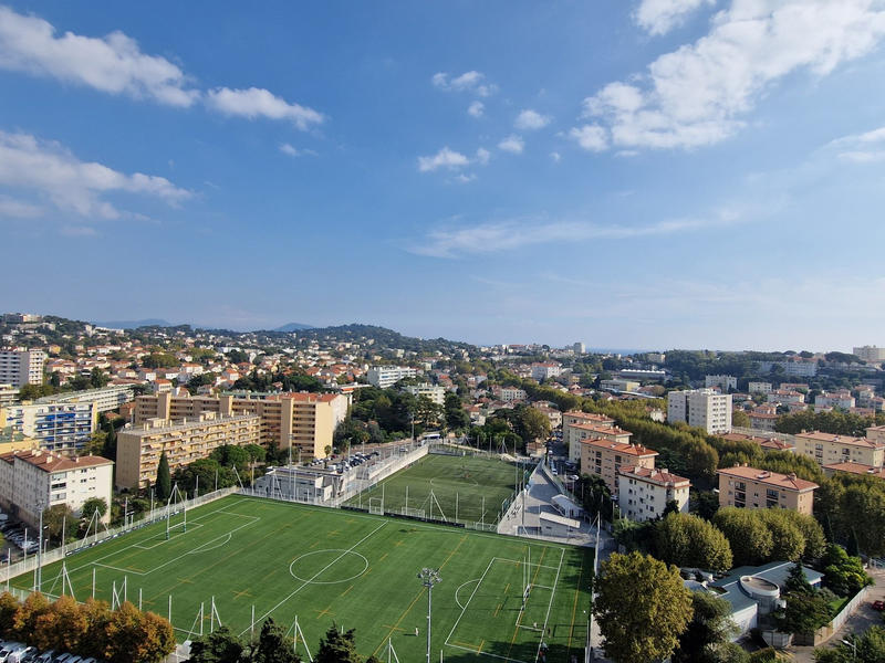 Appartement - 105 m² - 5 pièces