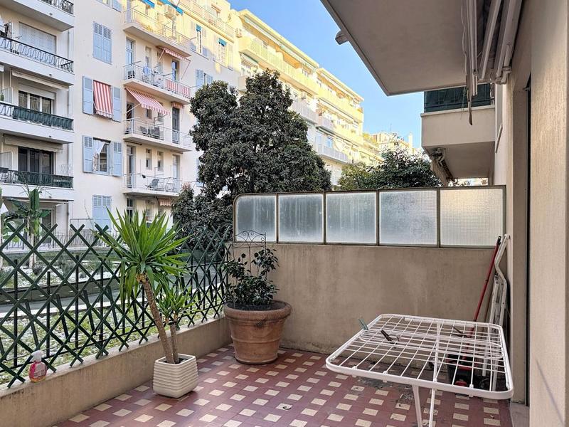 Appartement - 77 m² - 3 pièces