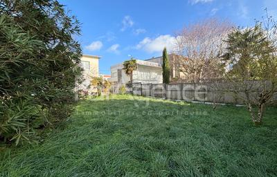 Terrain - 268 m²