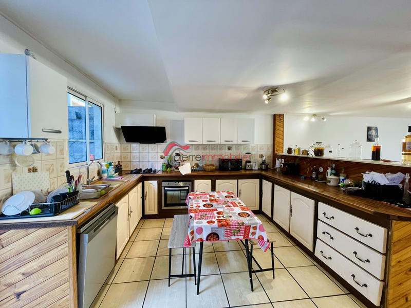 Maison - 127 m² - 6 pièces