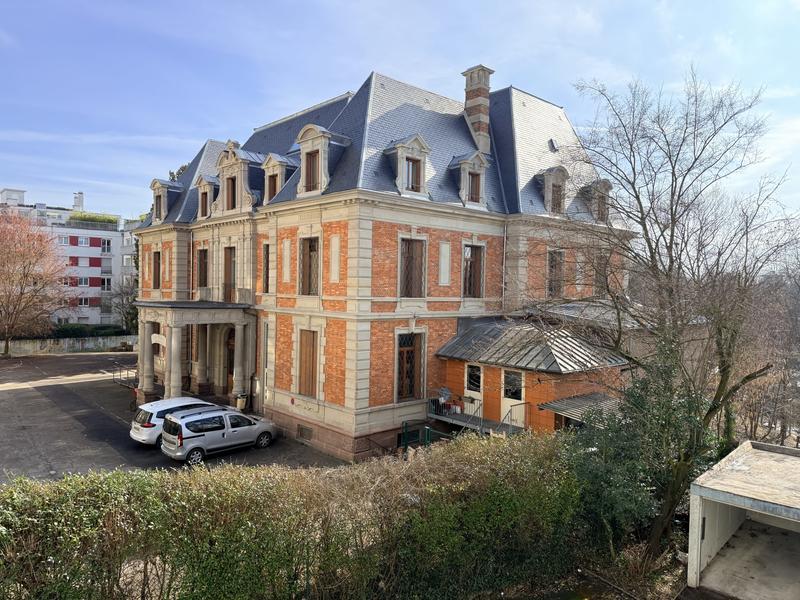 Appartement - 88 m² - 5 pièces