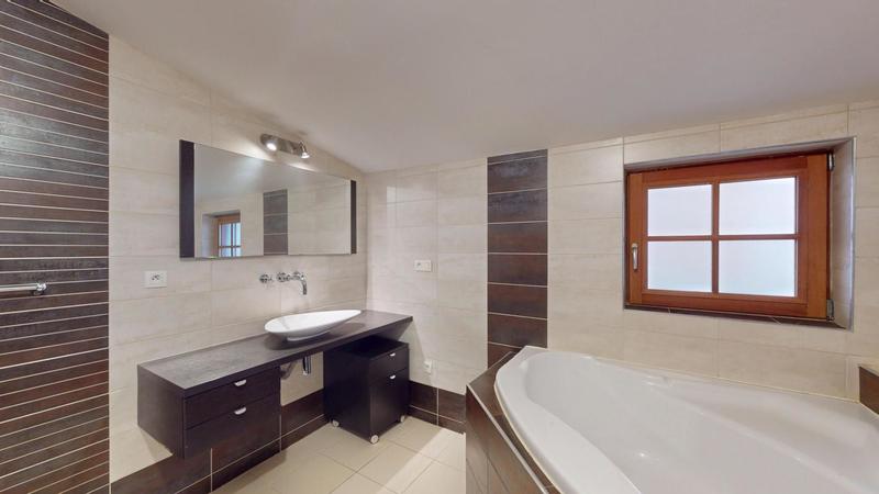 Maison de ville - 127 m² - 4 pièces