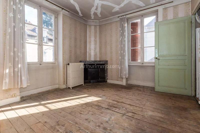 Maison - 190 m² - 9 pièces