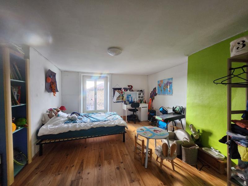 Appartement - 117 m² - 5 pièces