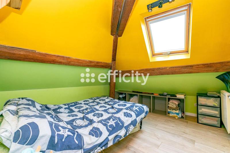 Maison - 94 m² - 5 pièces