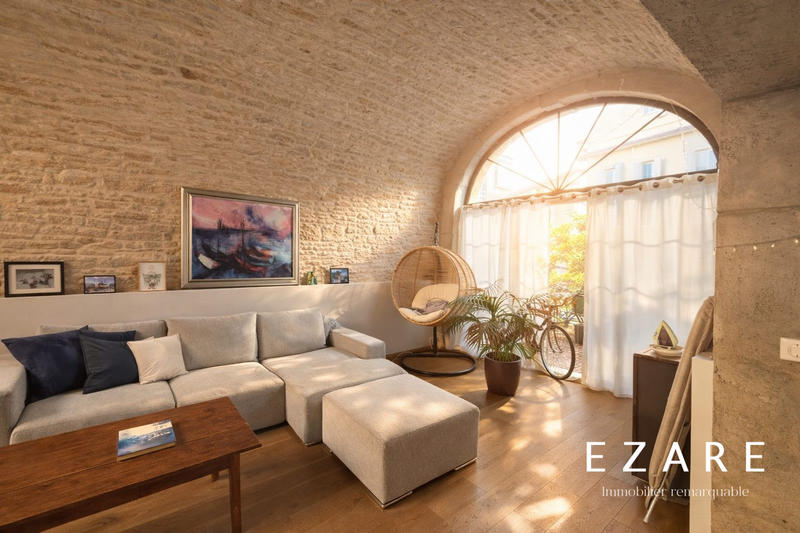 Appartement - 90 m² - 5 pièces